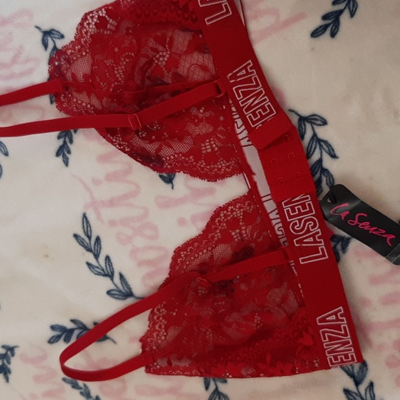 Lasenza Bralette - Picture 2 of 7